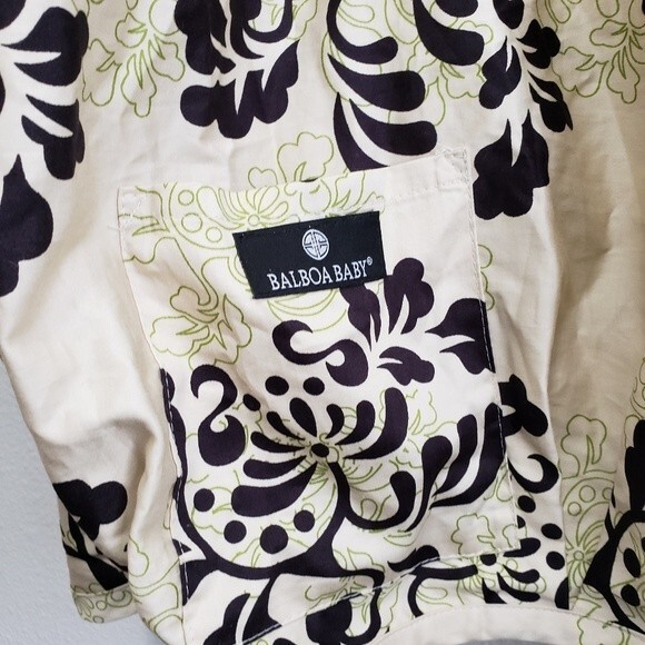 Balboa Baby Nursing Cover Breastfeeding Cover - Picture 2 of 7